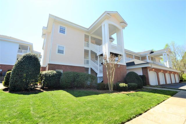 8751 Coralbell Lane, Charlotte, NC 28213