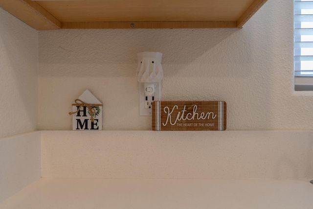 433 Stein Way, Waterford, CA 95386