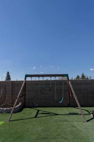 433 Stein Way, Waterford, CA 95386