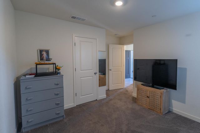 433 Stein Way, Waterford, CA 95386