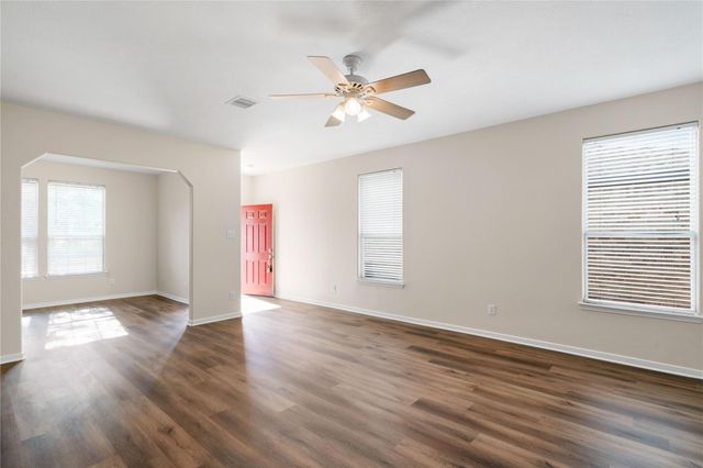 8810 Willow Spur Drive, Tomball, TX 77375