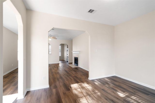 8810 Willow Spur Drive, Tomball, TX 77375