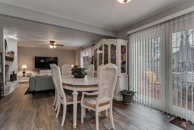 1025 GREENDALE COURT, Menasha, WI 54952