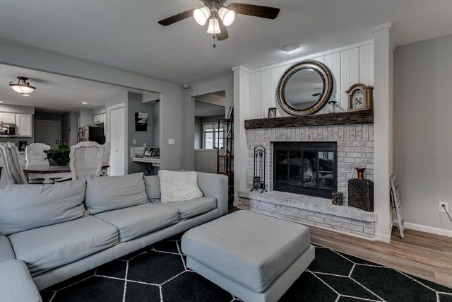 1025 GREENDALE COURT, Menasha, WI 54952