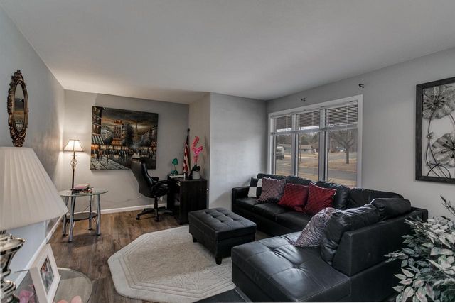 1025 GREENDALE COURT, Menasha, WI 54952