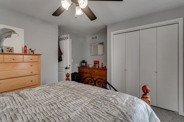 1025 GREENDALE COURT, Menasha, WI 54952