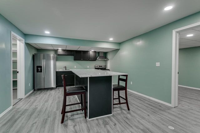 1025 GREENDALE COURT, Menasha, WI 54952