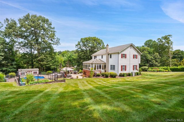 3 Annarock Drive, Somers, NY 10589