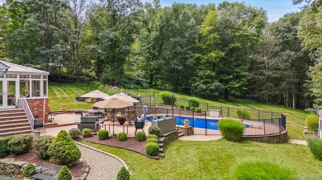 3 Annarock Drive, Somers, NY 10589