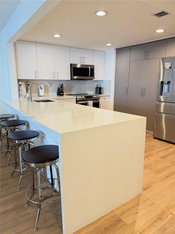 1925 Brickell Avenue 2011, Miami, FL 33129