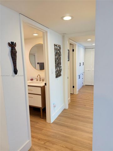 1925 Brickell Avenue 2011, Miami, FL 33129