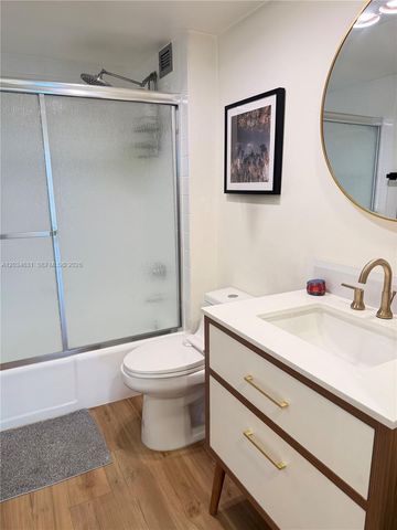 1925 Brickell Avenue 2011, Miami, FL 33129