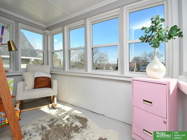 2211 Hanscom Boulevard, Omaha, NE 68105