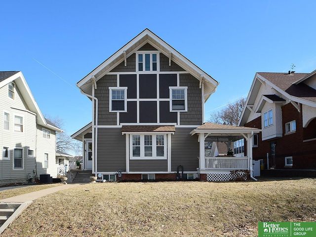 2211 Hanscom Boulevard, Omaha, NE 68105