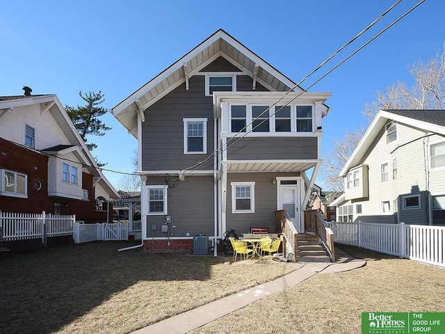 2211 Hanscom Boulevard, Omaha, NE 68105