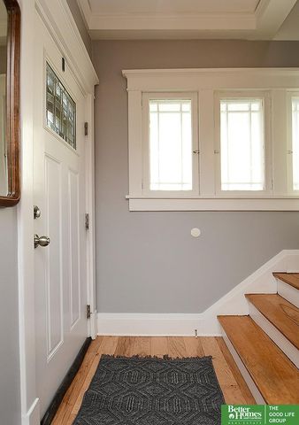 2211 Hanscom Boulevard, Omaha, NE 68105