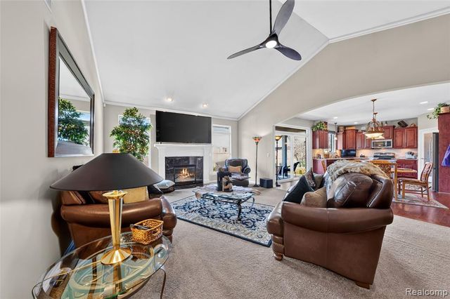 17785 Goldeneye Drive, Clinton Township, MI 48038