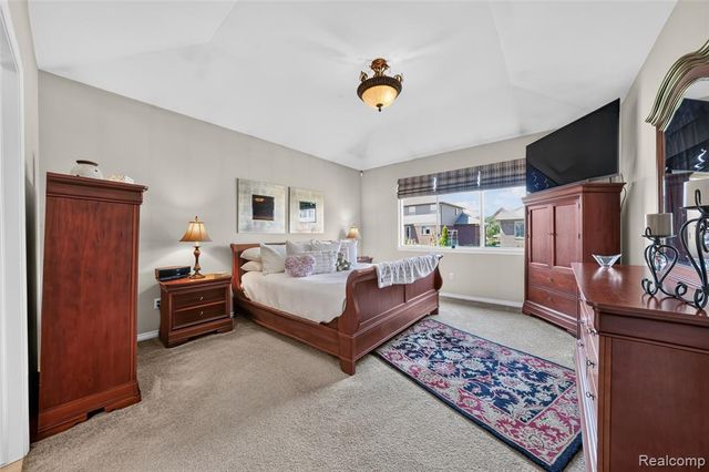 17785 Goldeneye Drive, Clinton Township, MI 48038