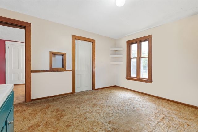 11 Pearl St, Quincy, MA 02169