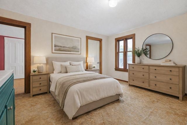 11 Pearl St, Quincy, MA 02169