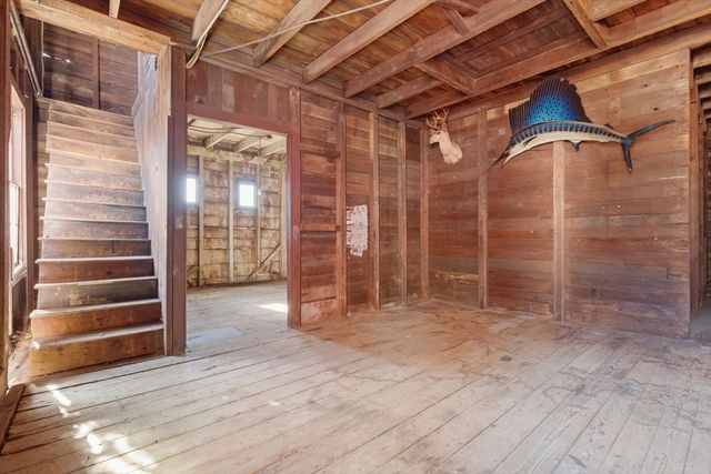 11 Pearl St, Quincy, MA 02169