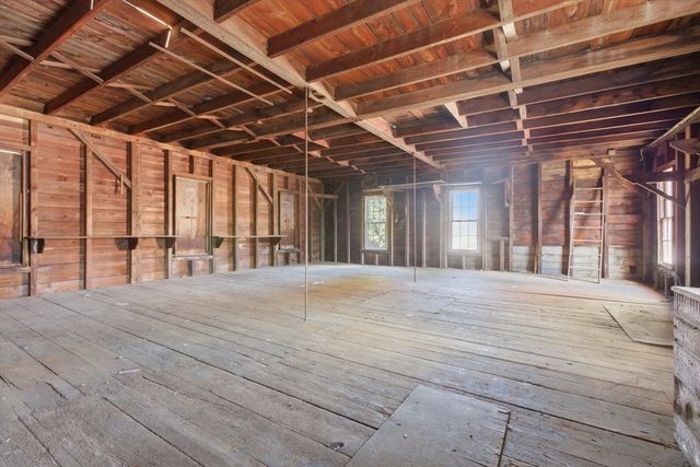 11 Pearl St, Quincy, MA 02169