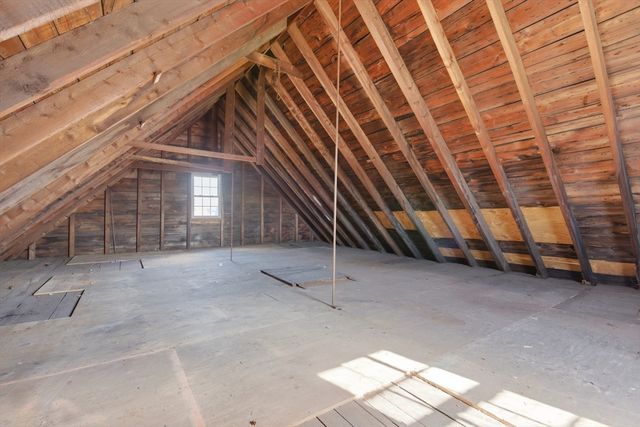 11 Pearl St, Quincy, MA 02169