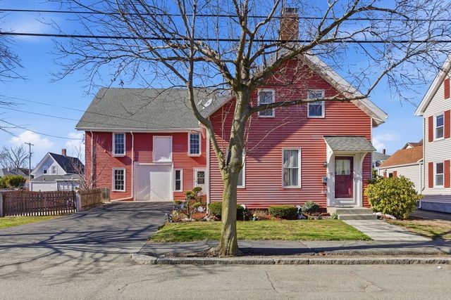 11 Pearl St, Quincy, MA 02169