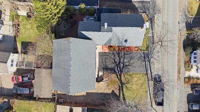 11 Pearl St, Quincy, MA 02169