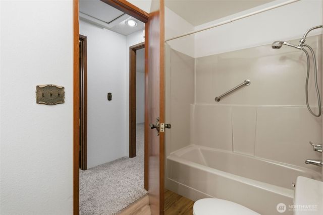1339 Coral Drive, Fircrest, WA 98466