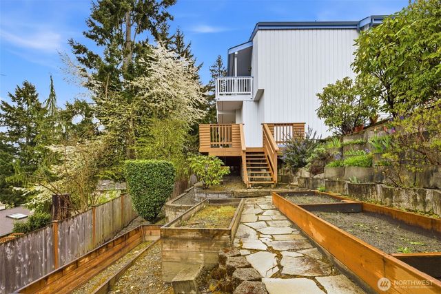 1339 Coral Drive, Fircrest, WA 98466