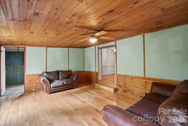 112 Hidden Forest Estate, Candler, NC 28715