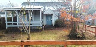 27 Crestwood CIR, Hampton, VA 23669