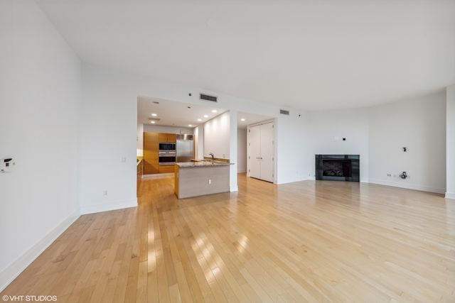 401 N WABASH Avenue 46H, Chicago, IL 60611