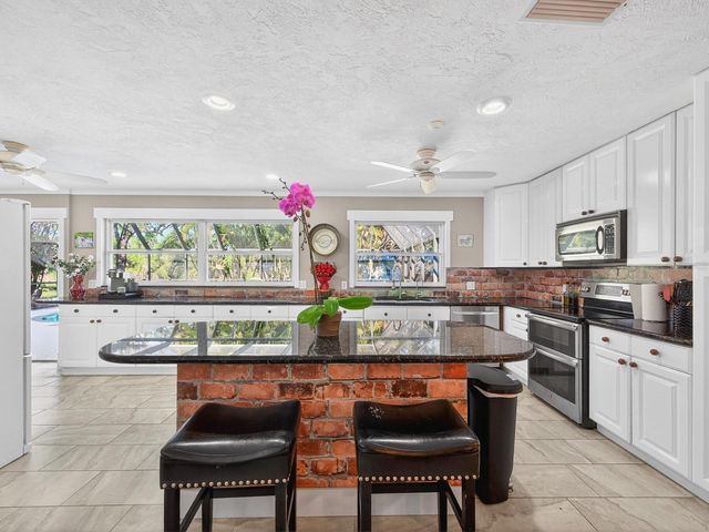 7311 PROCTOR ROAD, Sarasota, FL 34241