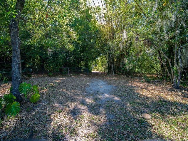 7311 PROCTOR ROAD, Sarasota, FL 34241