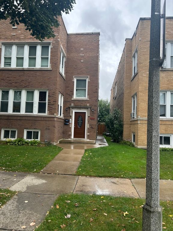 9230 Harding Avenue 2, Evanston, IL 60203