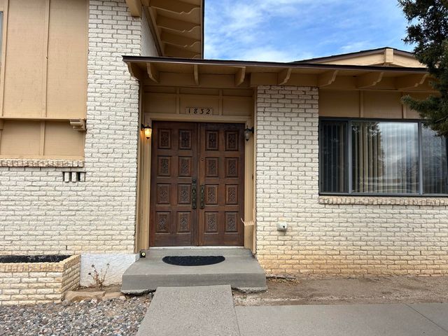 1832 FIGUEROA Court NE, Albuquerque, NM 87112