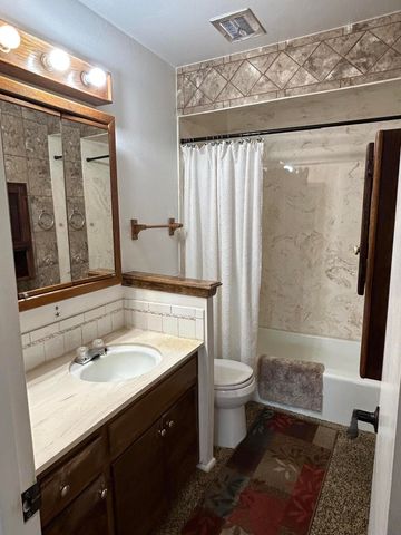 1832 FIGUEROA Court NE, Albuquerque, NM 87112