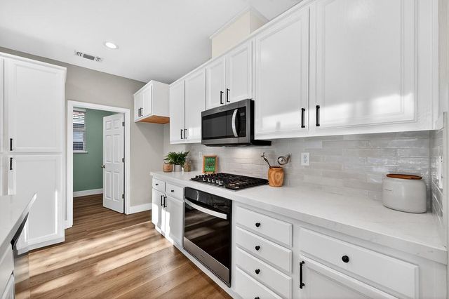 1214 Darling Way, Folsom, CA 95630