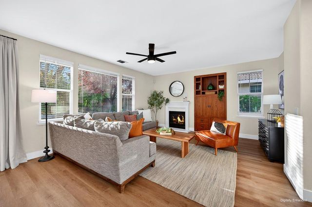 1214 Darling Way, Folsom, CA 95630