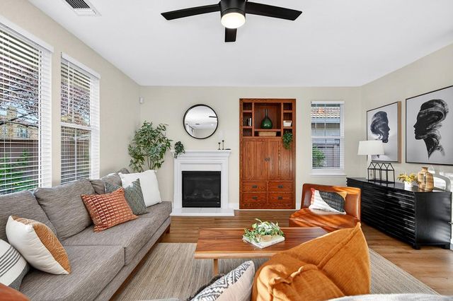 1214 Darling Way, Folsom, CA 95630