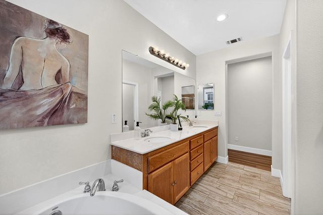 1214 Darling Way, Folsom, CA 95630