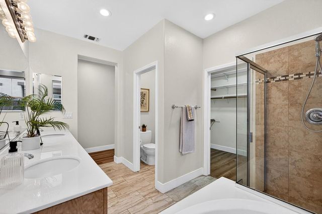 1214 Darling Way, Folsom, CA 95630