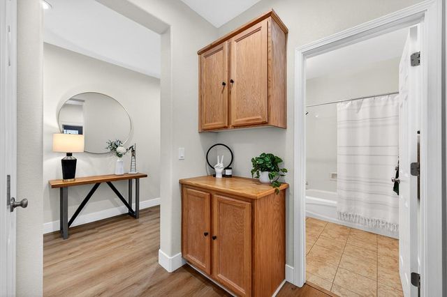 1214 Darling Way, Folsom, CA 95630