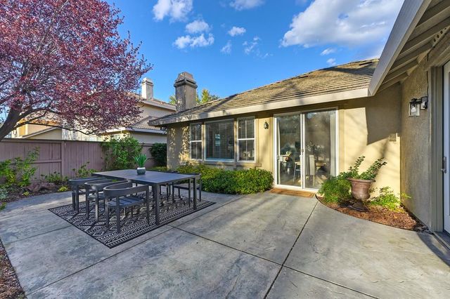 1214 Darling Way, Folsom, CA 95630