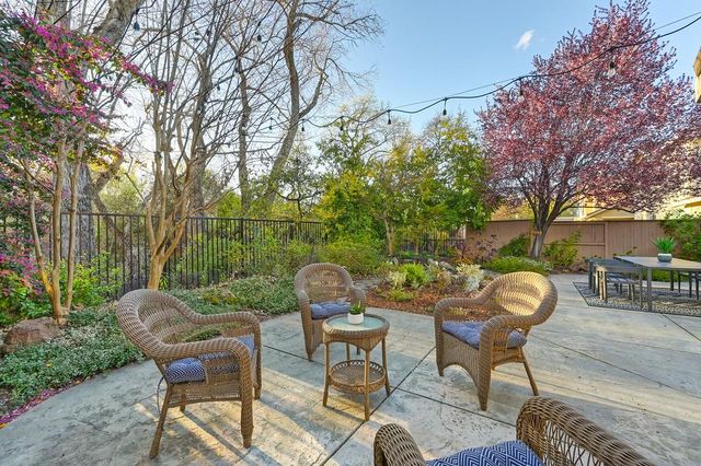 1214 Darling Way, Folsom, CA 95630