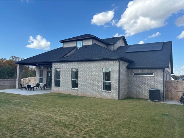 410 Rapids Way, Norman, OK 73071