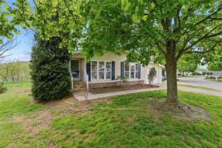10 North Rock Lake Court, Jackson Twp, PA 16063