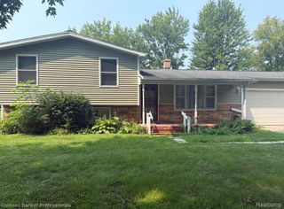 6073 Ballard Dr, Mt. Morris Township, MI 48505